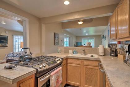 Creekside Home with Patio Walk to Manitou Incline! - image 10