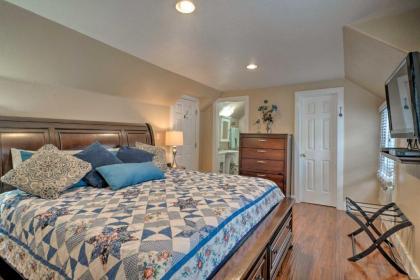 Creekside Home with Patio Walk to Manitou Incline! - image 13