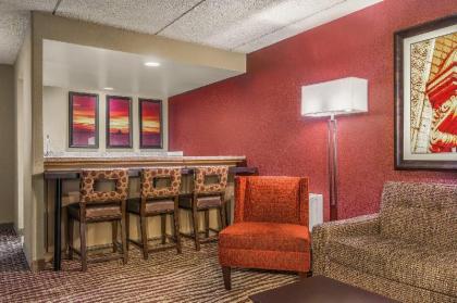 Holiday Inn Manitowoc - image 6