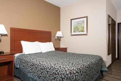 Days Inn by Wyndham Mankato - image 10