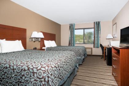 Days Inn by Wyndham Mankato - image 2