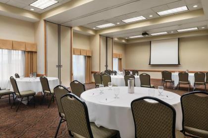 Country Inn & Suites by Radisson Mankato Hotel and Conference Center MN - image 8