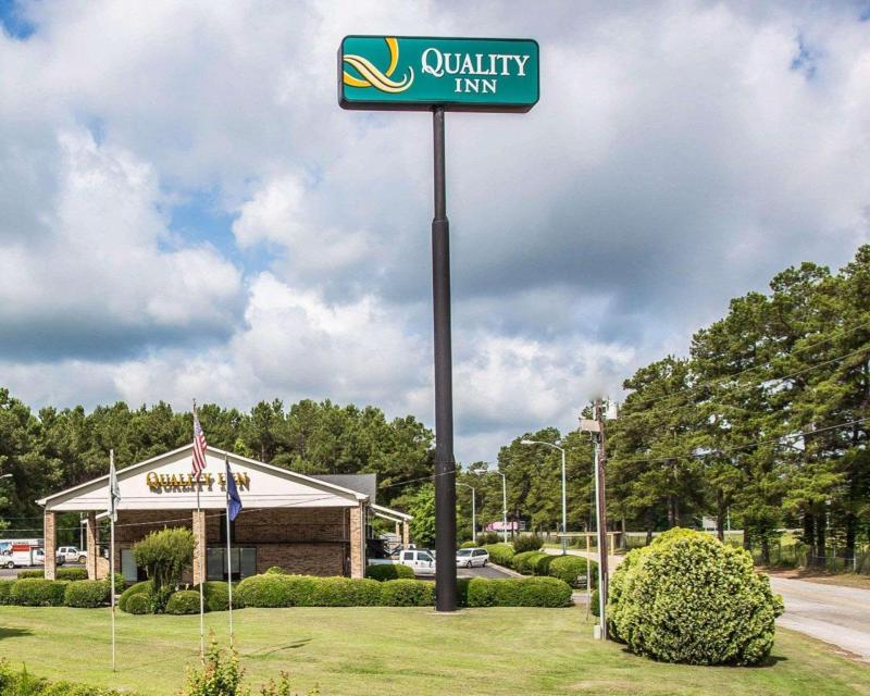 Quality Inn Manning I-95 - main image