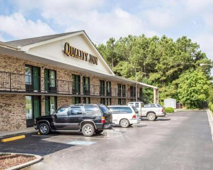 Quality Inn Manning I-95 - image 10