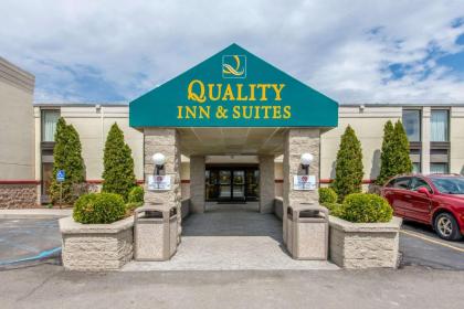 Quality Inn & Suites - image 5