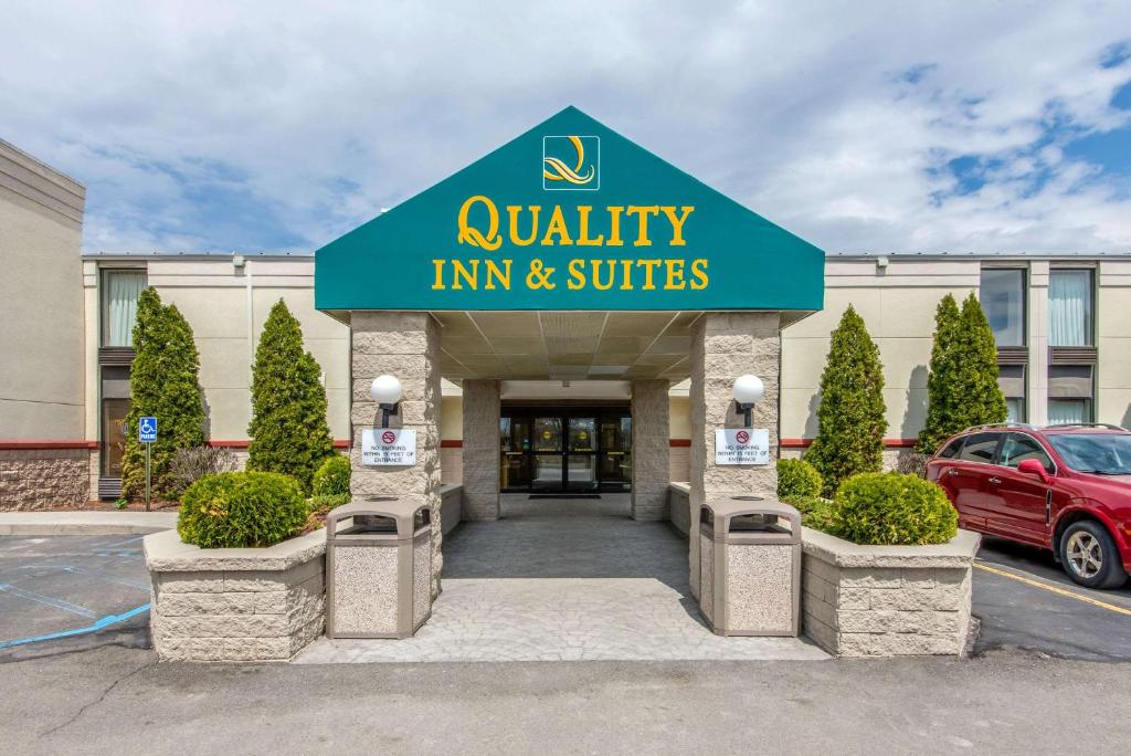 Quality Inn & Suites - image 5