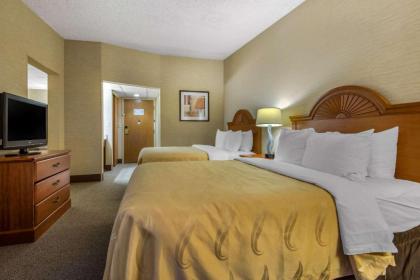 Quality Inn & Suites - image 7