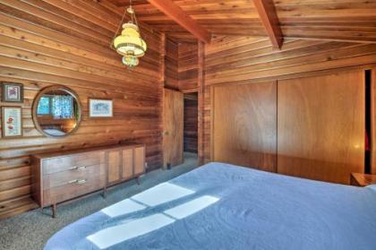 Waterfront Manson Cabin on Lake Chelan with Deck! - image 3