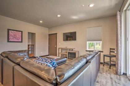 Manson Condo with Pool Access - Near Marina and Town! - image 4