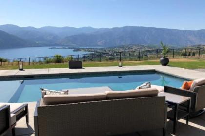 Lavish Lake Chelan Escape with Pool and Panoramic Views - image 5