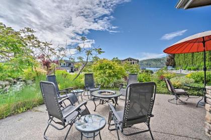 Lake Chelan Home Less than 100 Yards to the Water Washington