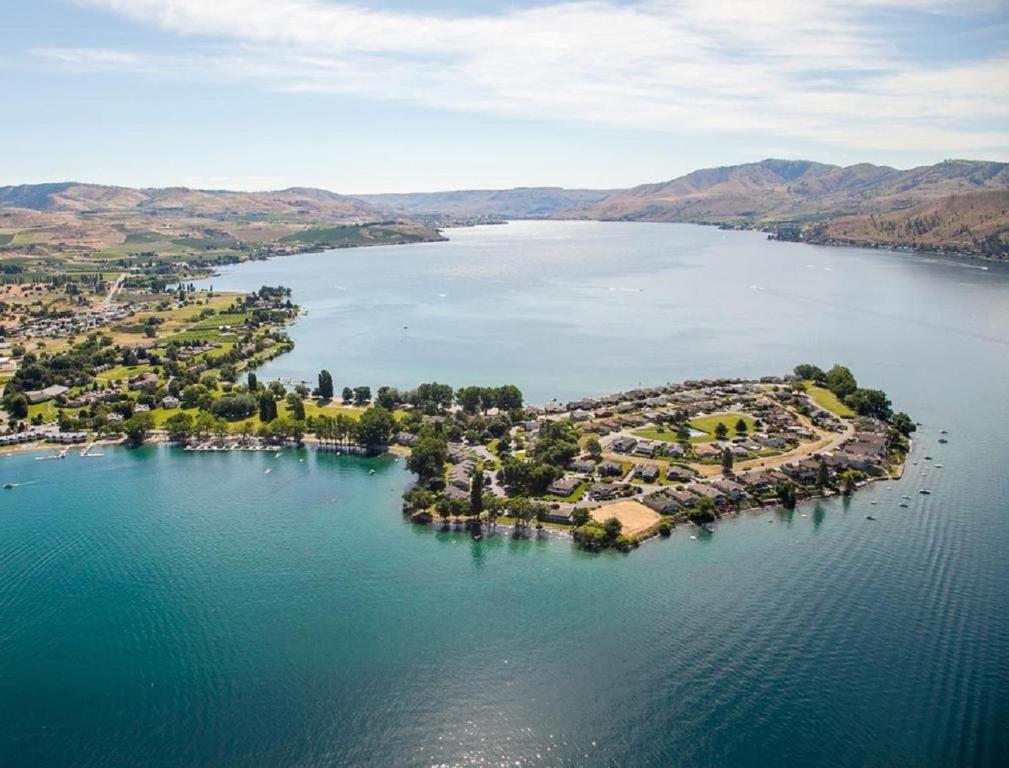 Luxurious Resort Condos on Amazing Lake Chelan - image 6