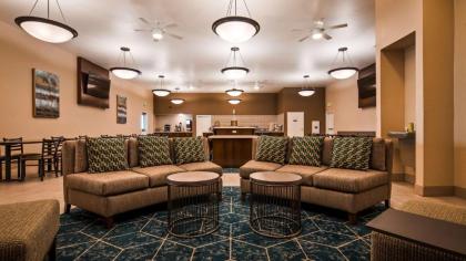 Best Western Plus Executive Inn & Suites - image 3