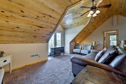 Cabin with Theater Room Less Than 1Mi to Palisade State Park! - image 6