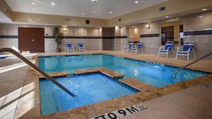 Best Western Plus Manvel Inn & Suites - image 6