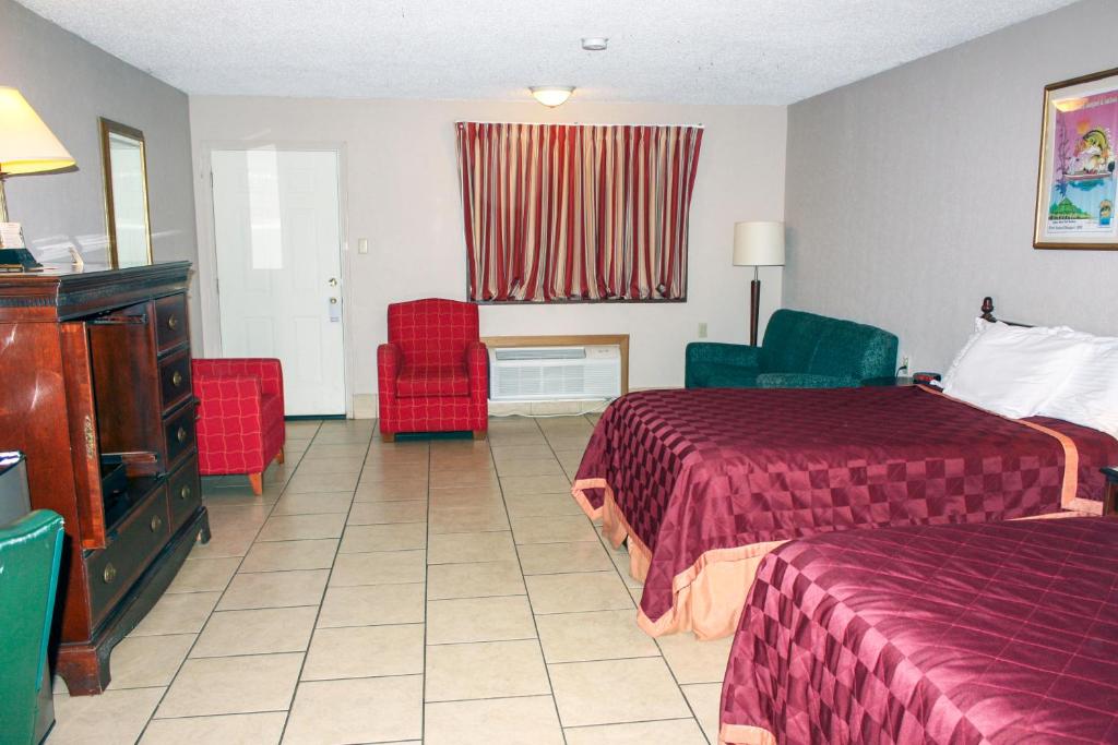 Toledo Town Inn - image 6