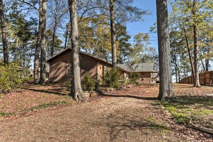 Waterfront House on Toledo Bend with Private Dock! - image 4