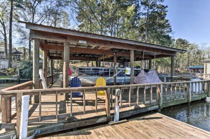 Waterfront House on Toledo Bend with Private Dock! - image 9