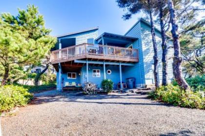 Manzanita Beach Cottage