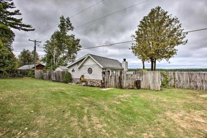 Charming Nautical Cottage on Little Traverse Lake! - image 2