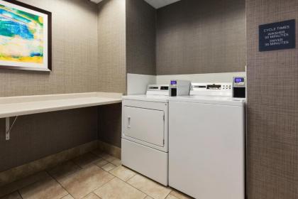 Hilton Garden Inn Minneapolis Maple Grove - image 13