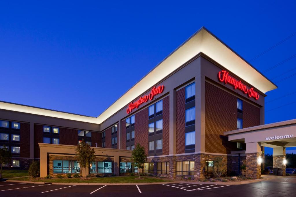 Hampton Inn Minneapolis Northwest Maple Grove - main image