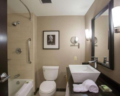 Cambria Hotel Minneapolis Maple Grove - image 4