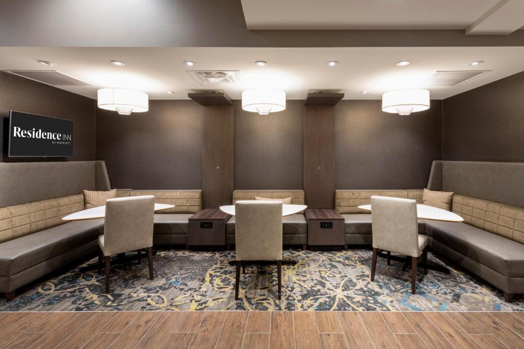 Residence Inn Minneapolis Maple Grove/Arbor Lakes - image 7