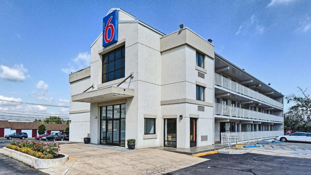 Motel 6-Maple Shade Township NJ - Philadelphia - Mt Laurel - main image