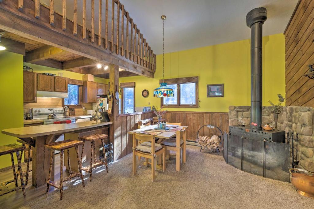 Pet-Friendly Windham Cabin with 2 Decks and Fire Pit! - image 6