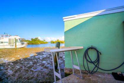 Fishermans Bungalow Hideaway - image 8