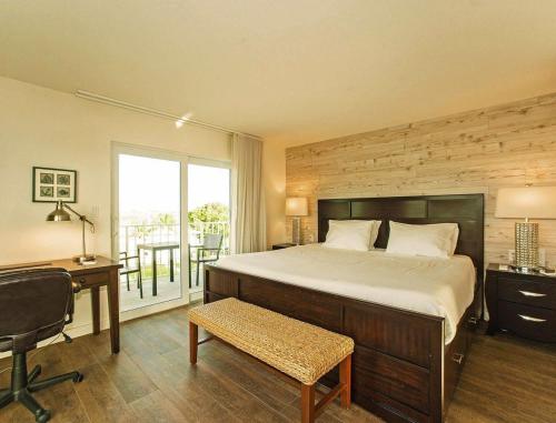 Friendly Tropical Resort Suite in Marathon - 5 Nights - One Bedroom #1 - image 4