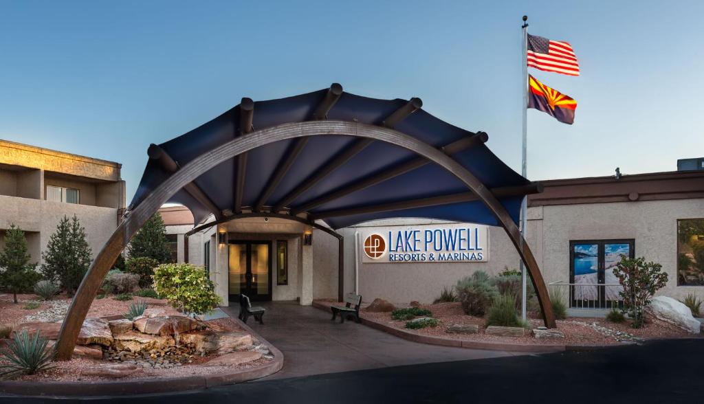 Lake Powell Resort - main image