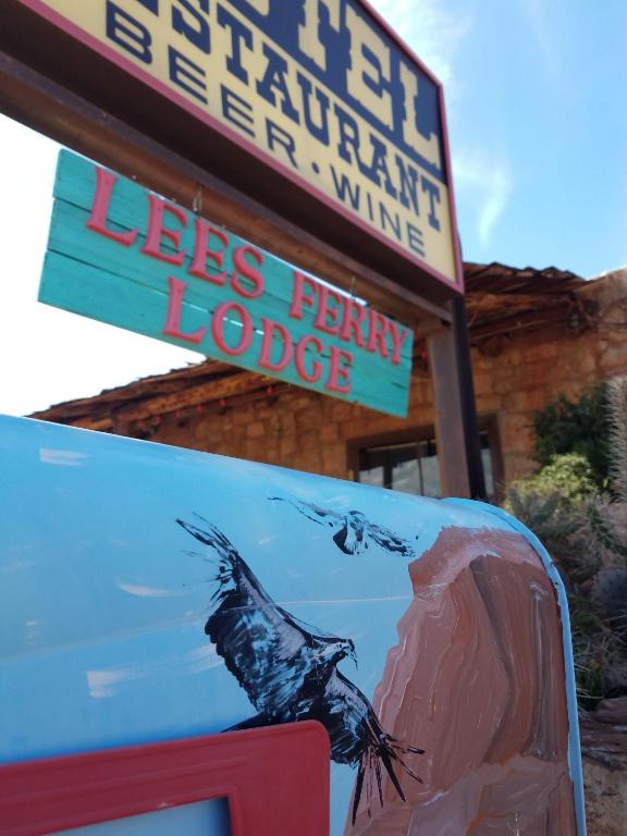 Lee's Ferry Lodge at Vermilion Cliffs - image 2