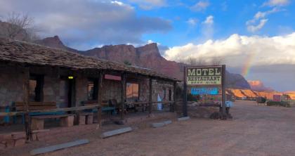 Lee's Ferry Lodge at Vermilion Cliffs - image 9