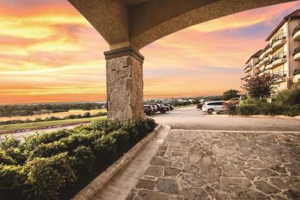 La Quinta by Wyndham Marble Falls - image 5