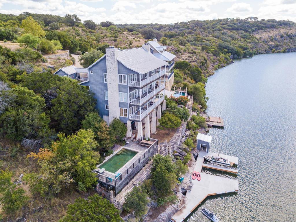 Luxury Lake Marble Falls House with Swimming Pool Hot Tub and private boat slip - main image