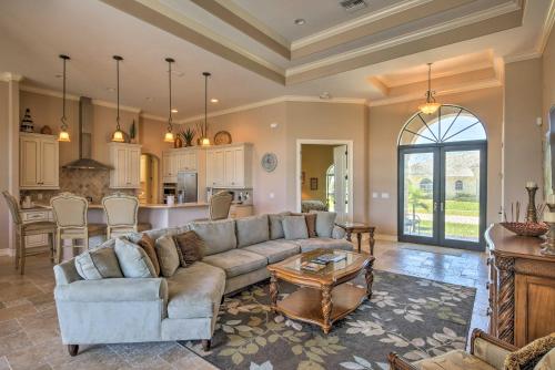 Lavish Marco Island Retreat Less Than 2 Mi to the Beach! - image 4