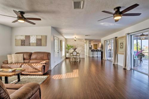 Marco Island Home with Pool Near Tigertail Beach - image 2