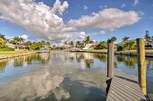 Marco Island Home with Pool Near Tigertail Beach - image 4