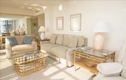 SST3-811 - South Seas Tower condo - image 12