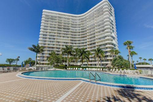 Top Choice Marco Island Complete w/ $150k Renovation!!! - image 2