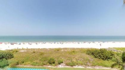 Incredible Views from this Renovated Beachfront Getaway @ the Apollo!!! - image 5