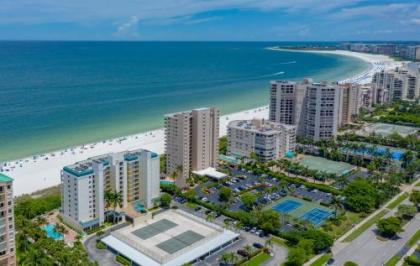 Apollo #509   Beachfront 11 marco Island Florida