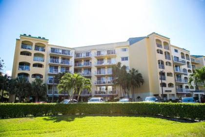 Top floor condo steps away from JW Marriott and Beach Access!! - image 15