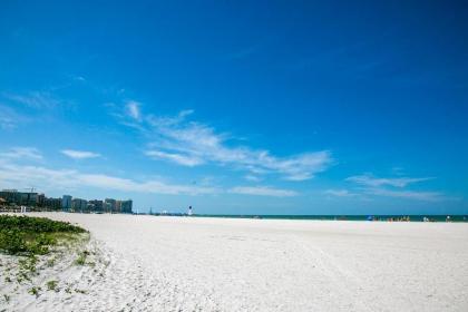 Top floor condo steps away from JW Marriott and Beach Access!! - image 16