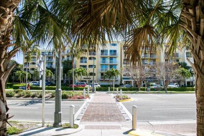 Top floor condo steps away from JW Marriott and Beach Access!! - image 18