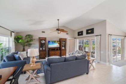 Pool Home on Canal Close to Beach Popular Lamplighter Area!! - image 12