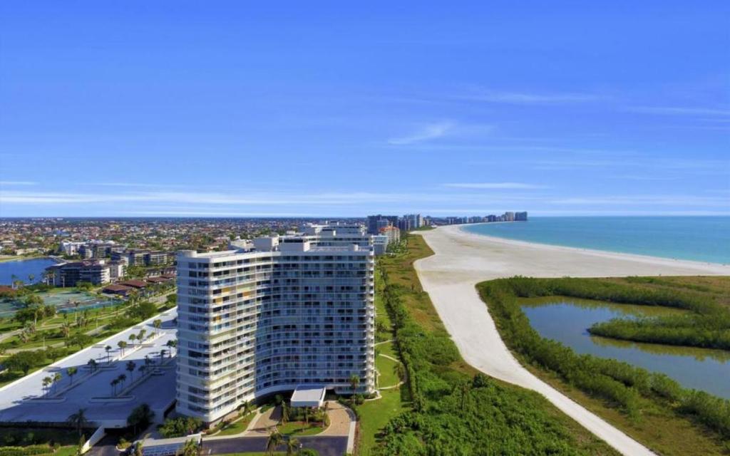 South Seas Tower 4 702 - image 7