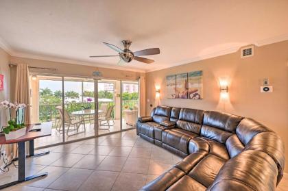 Apartment Less Than Half Mile to Marco Island Beach!